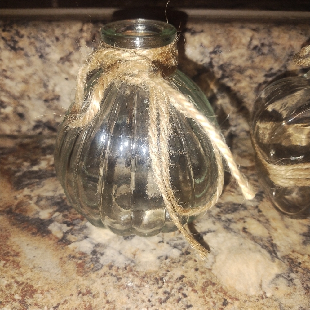 Rustic Boho Sheek Glass Vase Set with Twine Accents. Three Varieties All New - Picture 3 of 10
